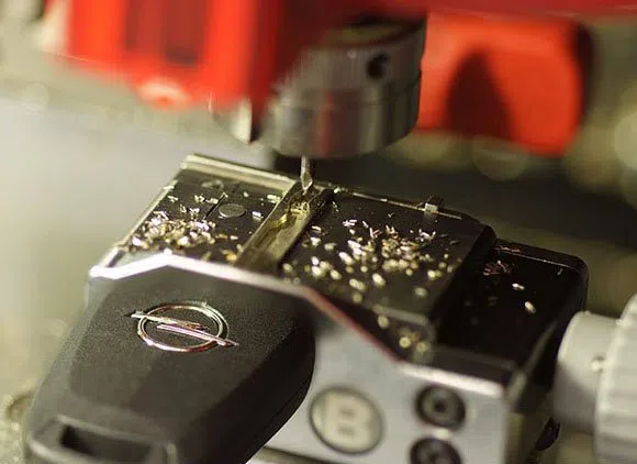 Universal Locksmith Store Fort Worth, TX 817-357-4980 - 11-Key-Cutting